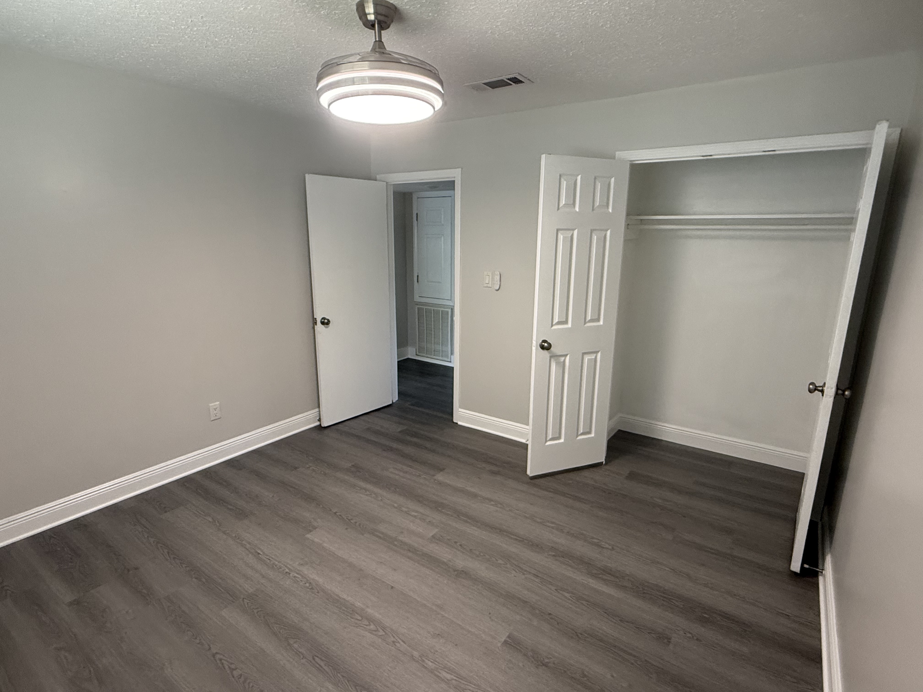 139 Mc Donnell Avenue - 22