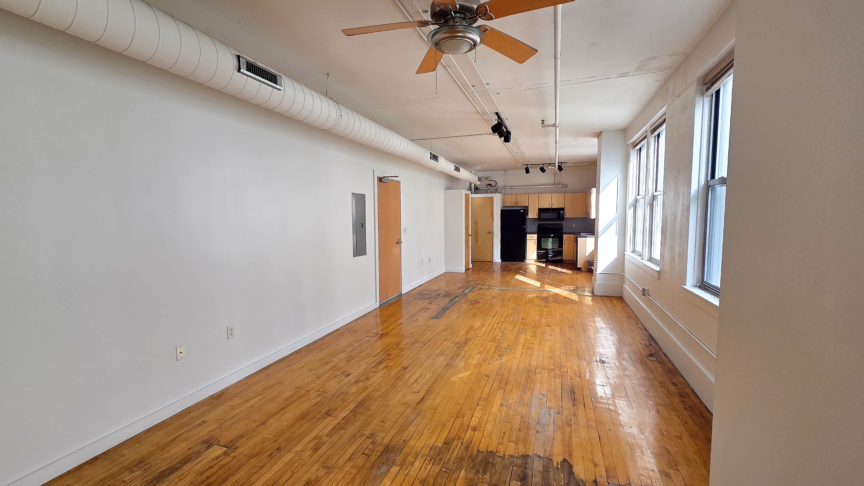 206 North 9th Street - 1018