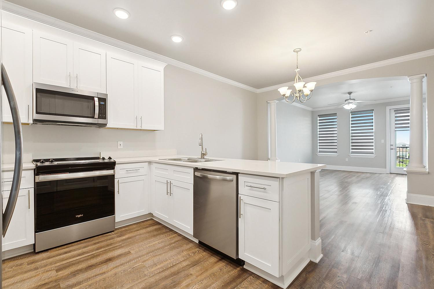 3900 Lakeshore Boulevard East - 213