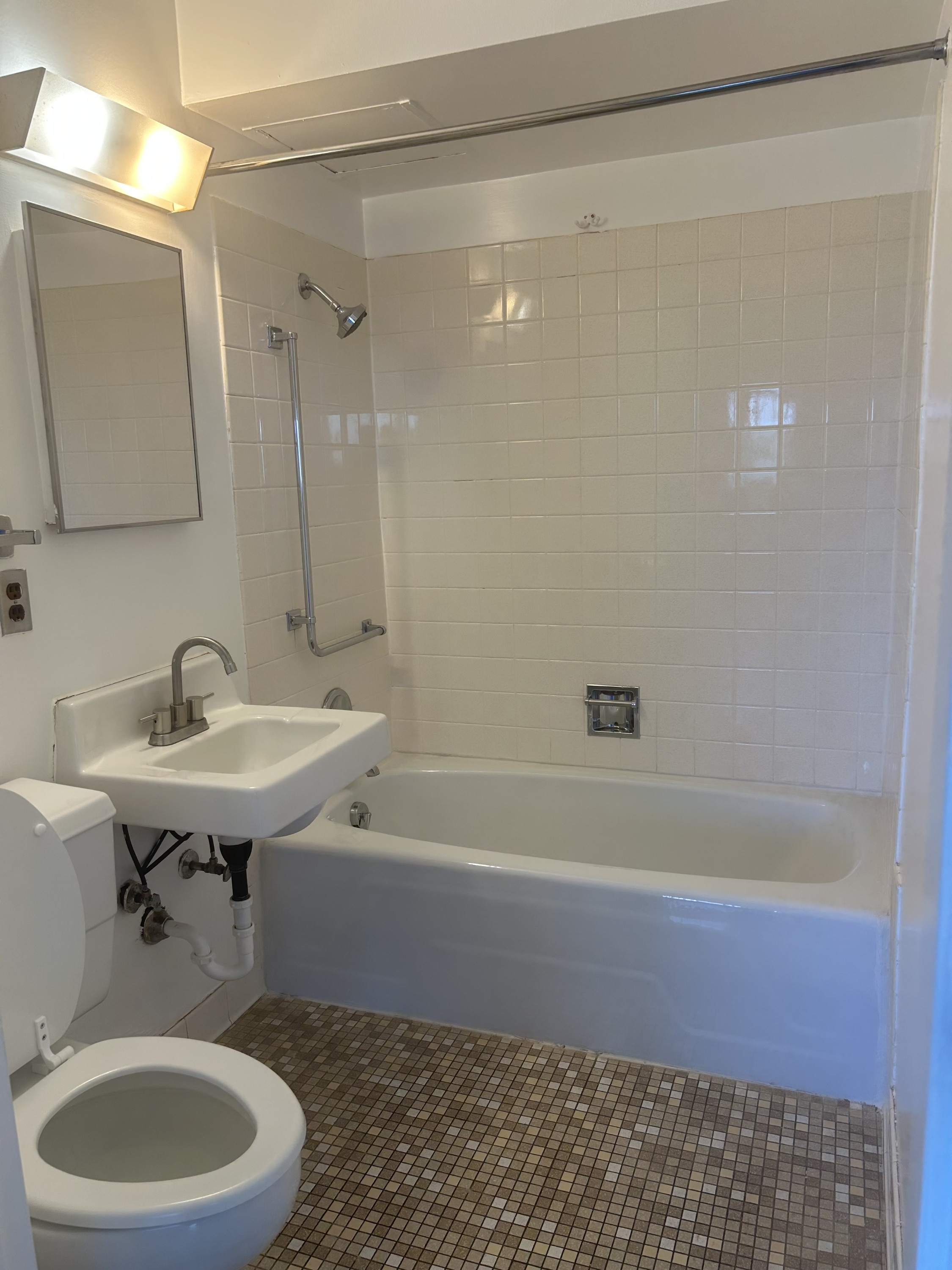 745 Walnut Street - 812